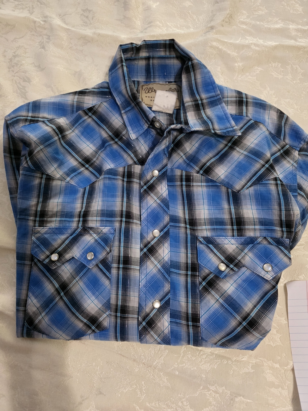 Wrangler Blue Black White Plaid Western Snap Shirt